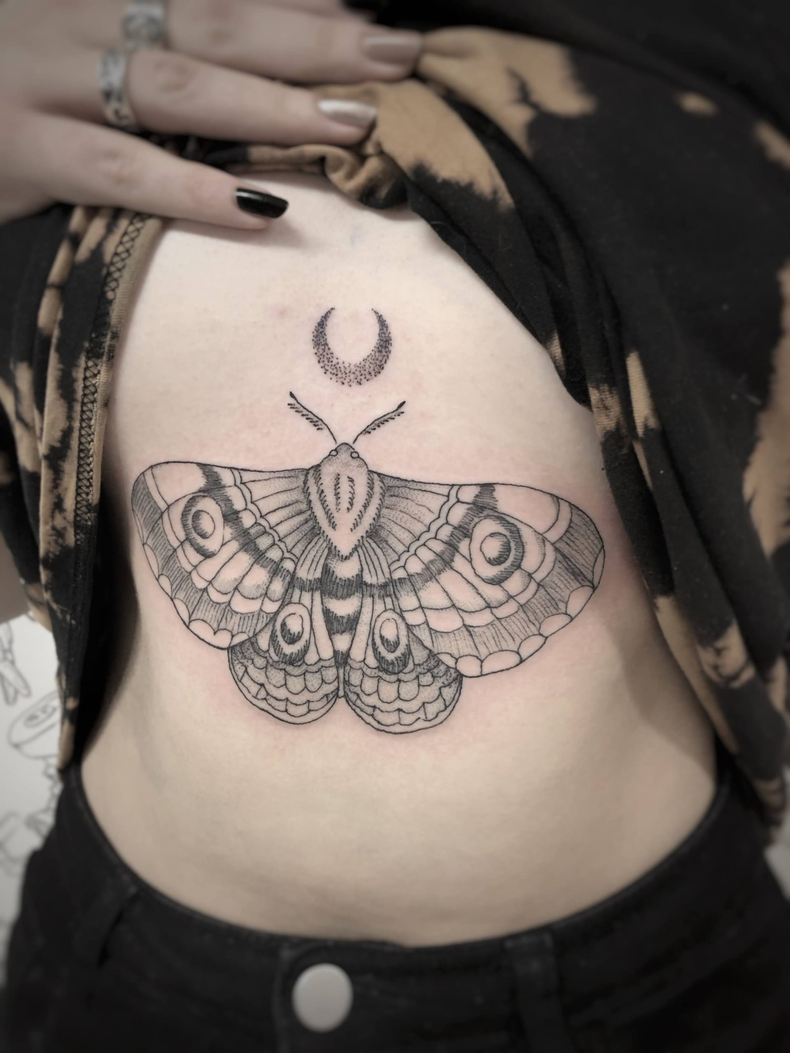 Didelė tatuiruotė, darbas nr. 6 — Turned Blue Ink