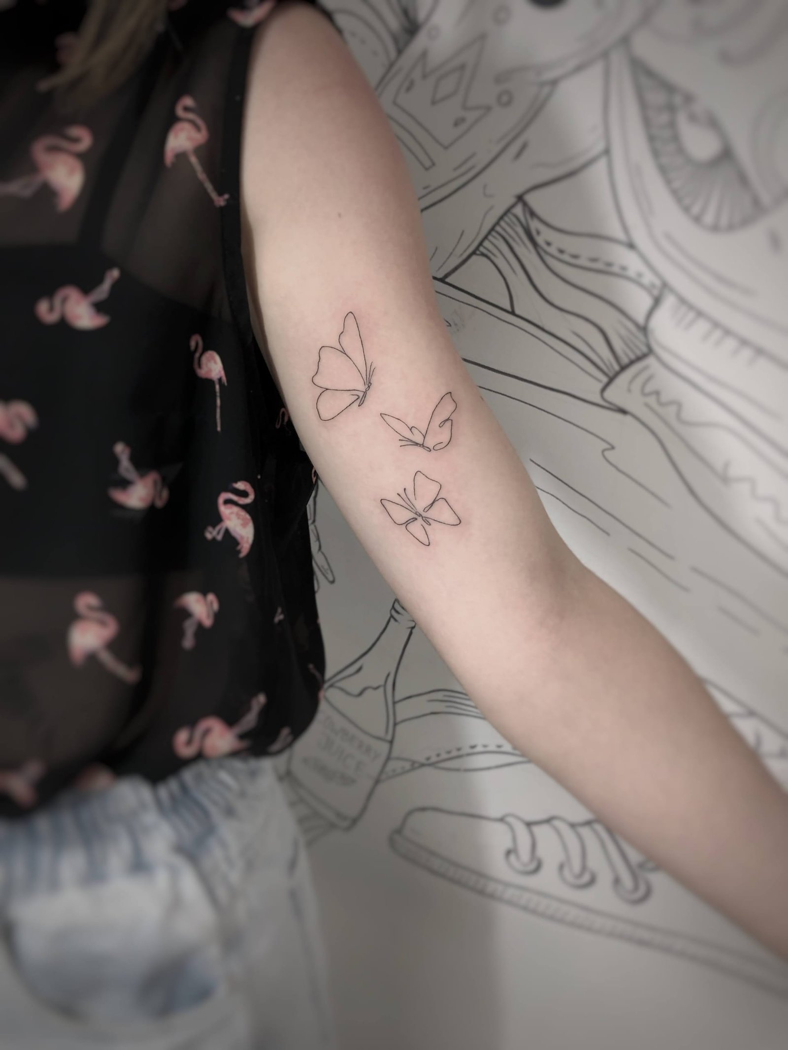 Maža fine line tatuiruotė, darbas nr. 11 — Turned Blue Ink